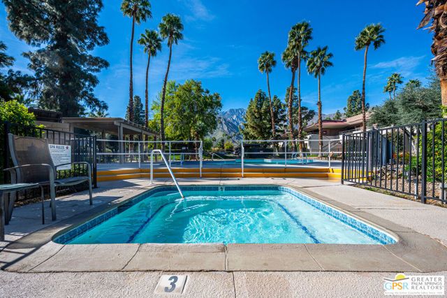 550 N Villa Court 205, Palm Springs, CA 92262