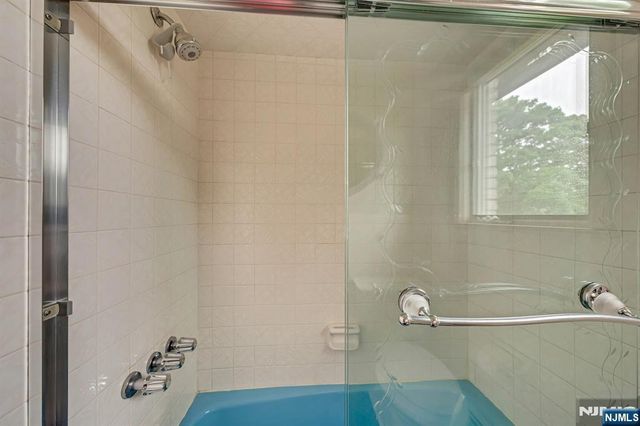 141 Middlesex Avenue, Englewood Cliffs, NJ 07632