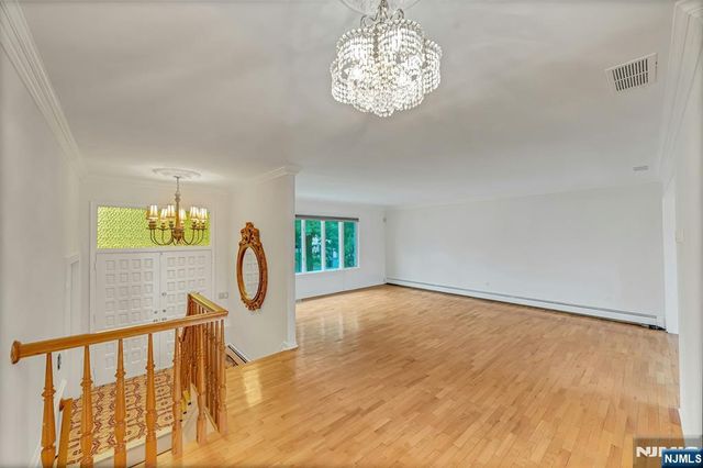 141 Middlesex Avenue, Englewood Cliffs, NJ 07632