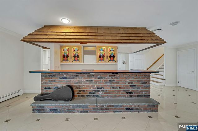 141 Middlesex Avenue, Englewood Cliffs, NJ 07632