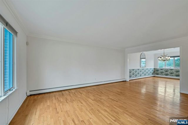 141 Middlesex Avenue, Englewood Cliffs, NJ 07632