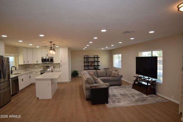 7013 W JOSAC Street, Glendale, AZ 85308