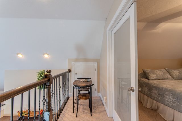 1040 Whites Creek Ln, Decaturville, TN 38329