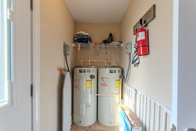 1040 Whites Creek Ln, Decaturville, TN 38329