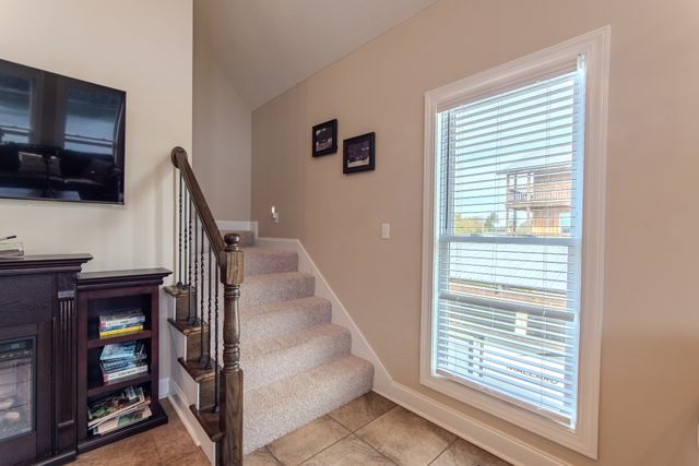 1040 Whites Creek Ln, Decaturville, TN 38329