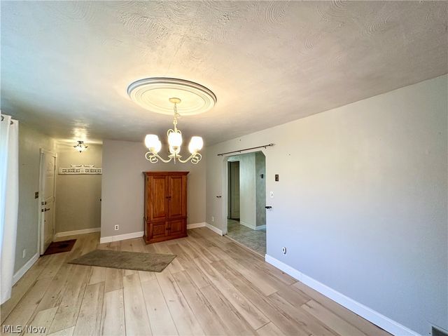 212 Wayne Avenue, Weirton, WV 26062