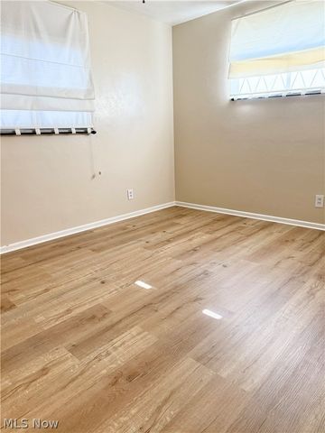 212 Wayne Avenue, Weirton, WV 26062