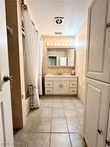 212 Wayne Avenue, Weirton, WV 26062