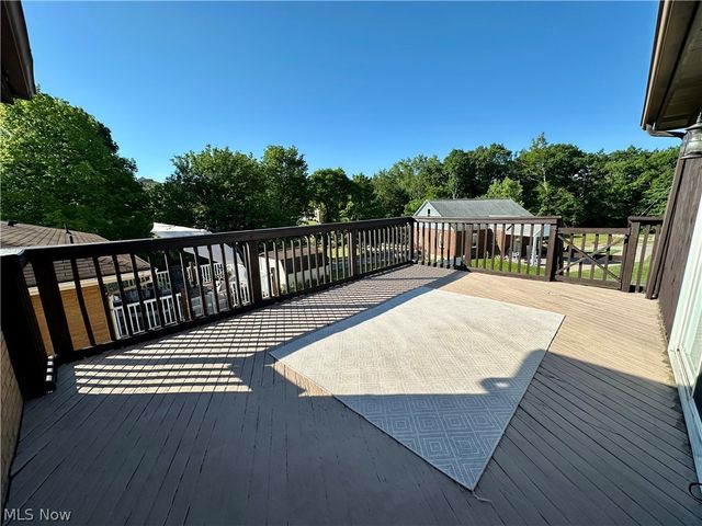 212 Wayne Avenue, Weirton, WV 26062