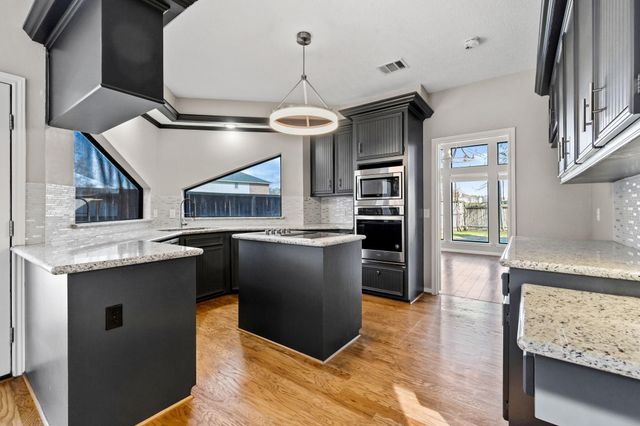 19142 Sprinters Drive, Humble, TX 77346