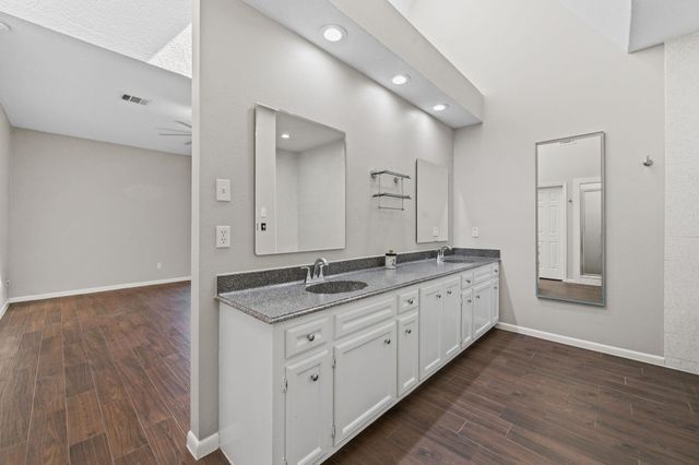 19142 Sprinters Drive, Humble, TX 77346