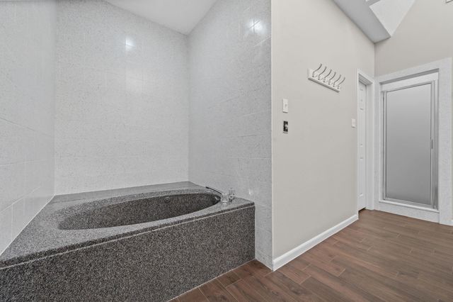 19142 Sprinters Drive, Humble, TX 77346