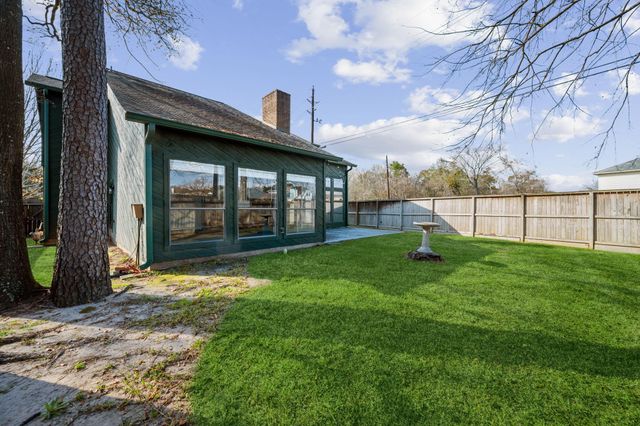 19142 Sprinters Drive, Humble, TX 77346