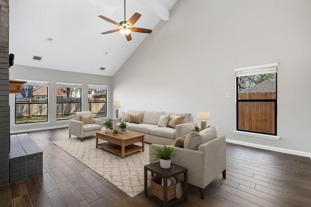 19142 Sprinters Drive, Humble, TX 77346