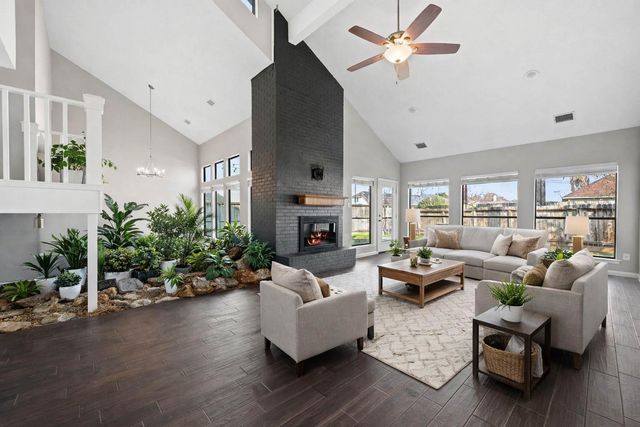 19142 Sprinters Drive, Humble, TX 77346