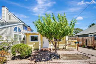 216 2nd Avenue, Santa Cruz, CA 95062