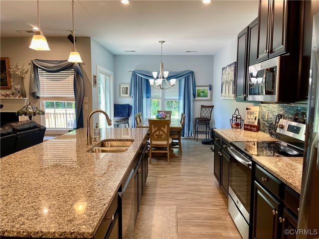 15518 Centerline Ct, Chesterfield, VA 23832