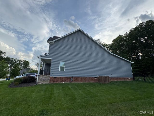 15518 Centerline Ct, Chesterfield, VA 23832