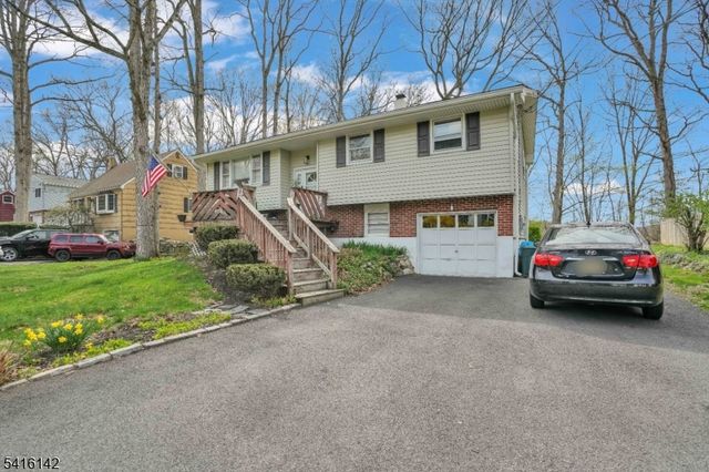 14 Woods Edge Rd, Byram Twp., NJ 07874