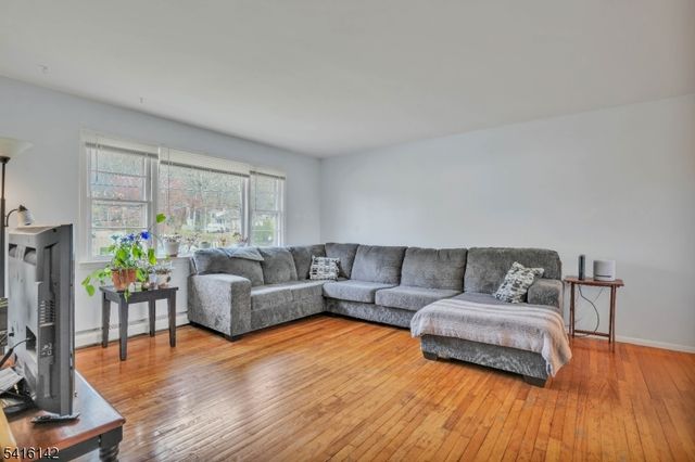 14 Woods Edge Rd, Byram Twp., NJ 07874