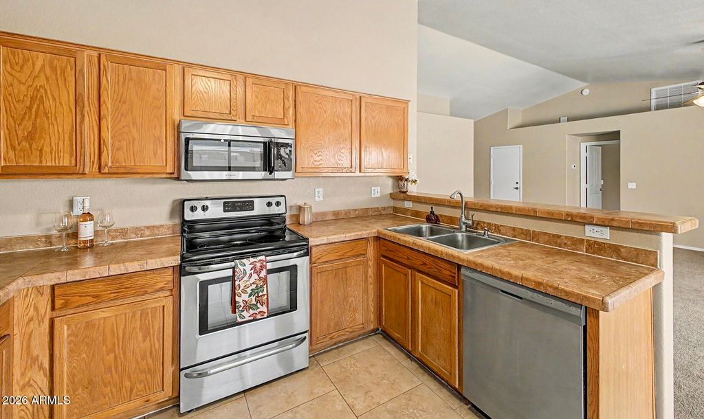 2339 E SAN TAN Drive, Gilbert, AZ 85296 — photo 3