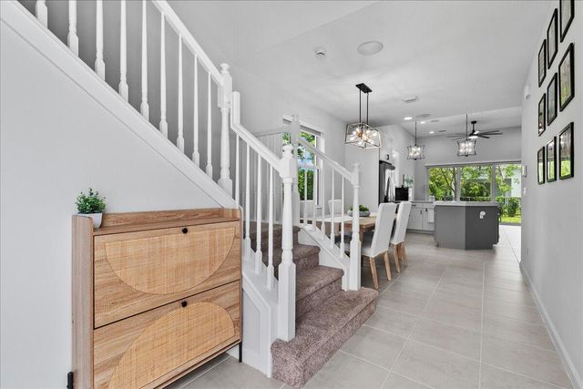 16493 Helix Court, Westlake, FL 33470