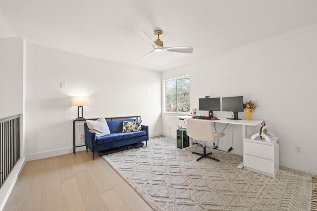 3527 Rock Shelf LN, Round Rock, TX 78681