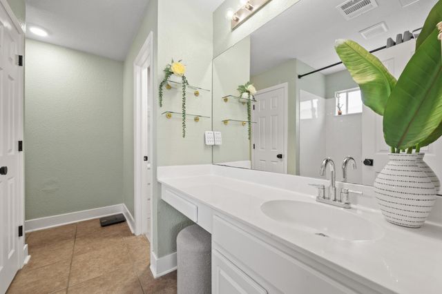 3527 Rock Shelf LN, Round Rock, TX 78681