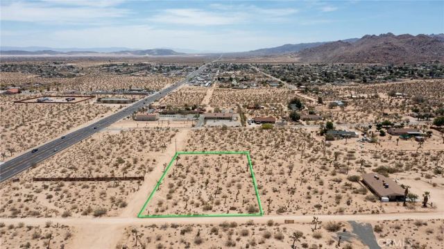 6563 Saddleback, Joshua Tree, CA 92252
