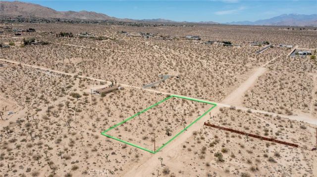 6563 Saddleback, Joshua Tree, CA 92252