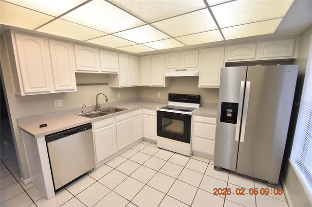 11375 BROOKGREEN DRIVE, Tampa, FL 33624