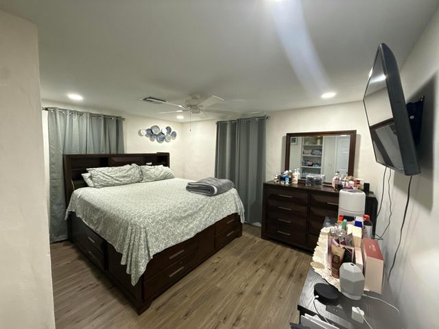 4596 Old Military Trail, West Palm Beach, FL 33417