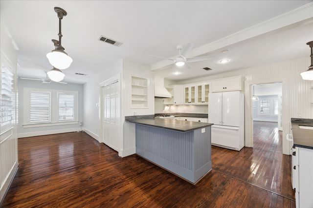907 W Melwood Street, Houston, TX 77009