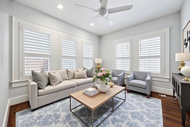 907 W Melwood Street, Houston, TX 77009