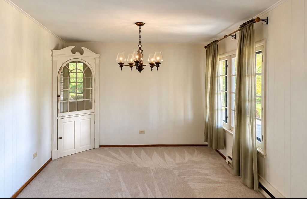9410 S 86th Court, Hickory Hills, IL 60457 — photo 2