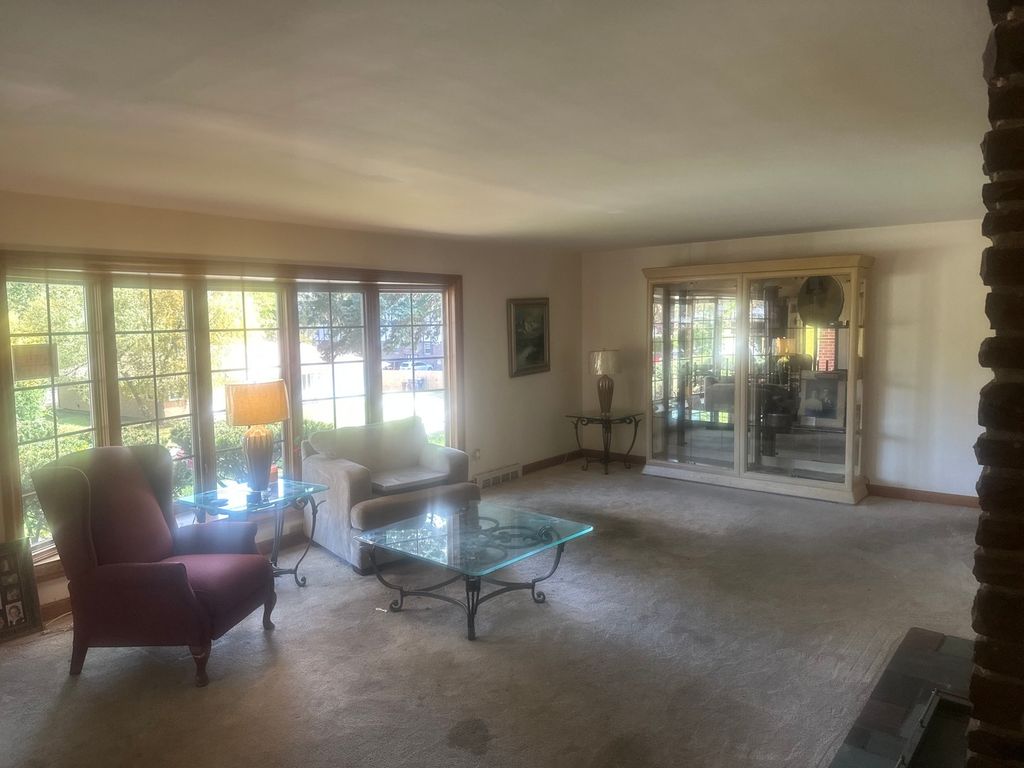 9410 S 86th Court, Hickory Hills, IL 60457 — photo 3