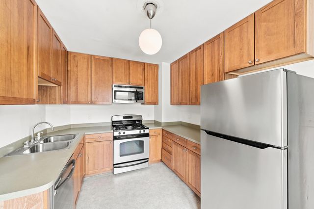 4029 11th Avenue S, Minneapolis, MN 55407