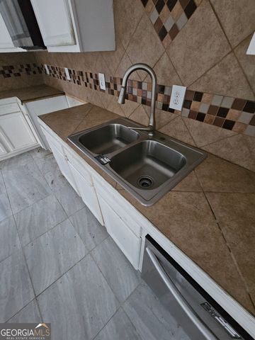 110 Chippewa Court, Riverdale, GA 30296