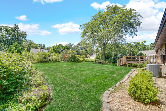 7249 W 109th Place, Worth, IL 60482