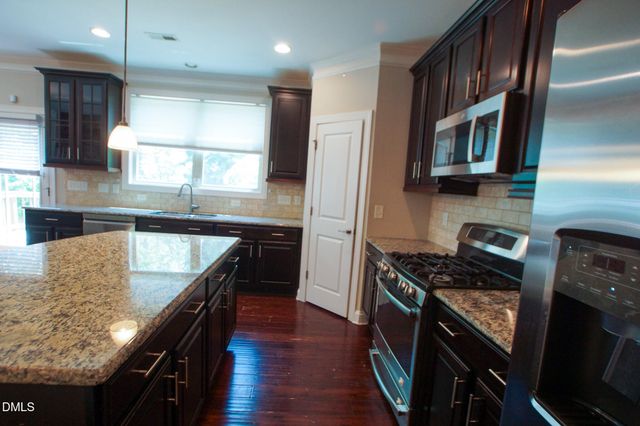 5624 Teversham Way, Cary, NC 27519