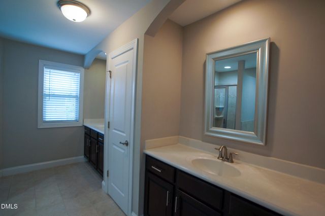 5624 Teversham Way, Cary, NC 27519