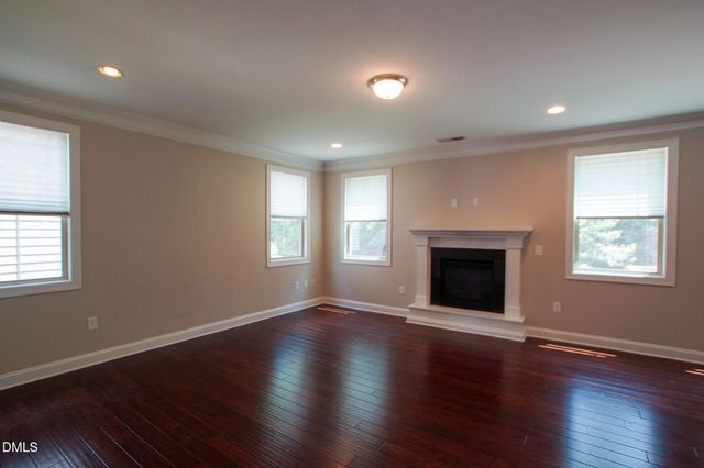 5624 Teversham Way, Cary, NC 27519