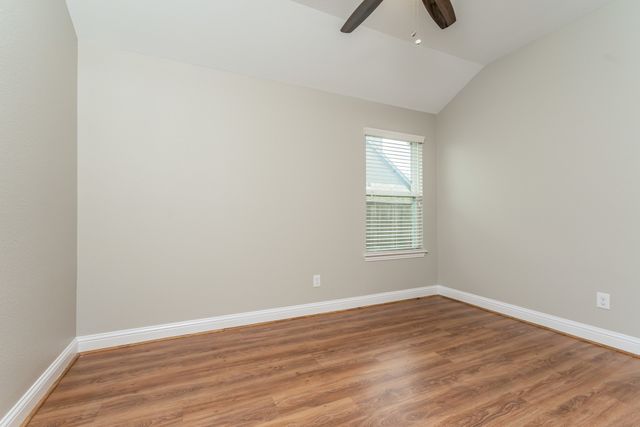 605 England Street, Fate, TX 75189