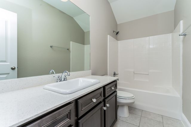605 England Street, Fate, TX 75189