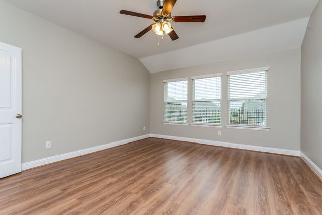 605 England Street, Fate, TX 75189