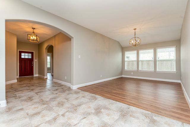605 England Street, Fate, TX 75189
