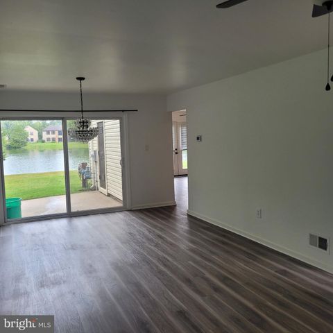 41 VIBURNUM LN, Mount Laurel, NJ 08054