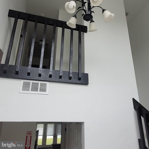 41 VIBURNUM LN, Mount Laurel, NJ 08054