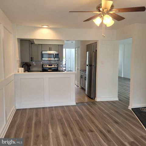 41 VIBURNUM LN, Mount Laurel, NJ 08054