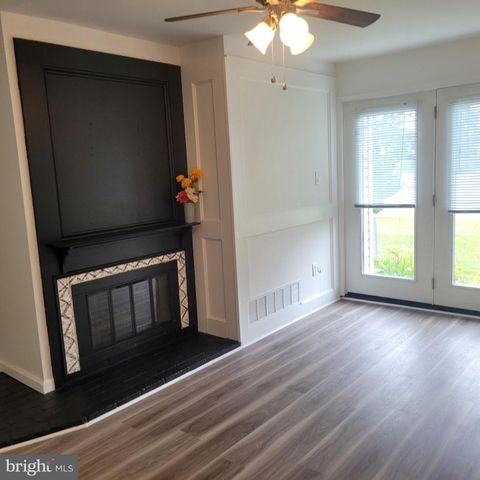 41 VIBURNUM LN, Mount Laurel, NJ 08054